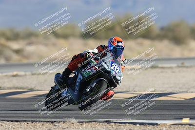 media/Dec-06-2025-CVMA (Sat) [[4a896cc04c]]/Race 8- Formula 40 MW and LW/